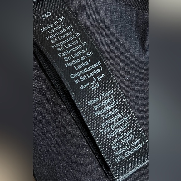 SKIMS Balconette Push Up Bra - Picture 6 of 8